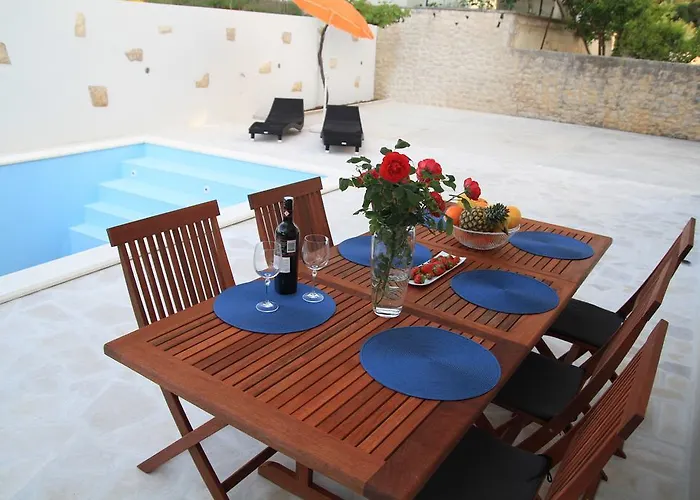 Rokov Lägenhet Zadar